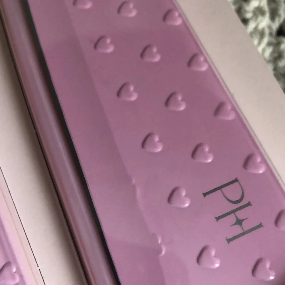 Paris Hilton Pink Santoku Knife Set with Protective Sheaths